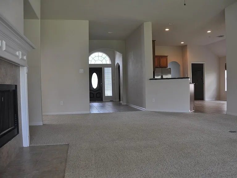 12814 Quail Creek Dr — Photo 9