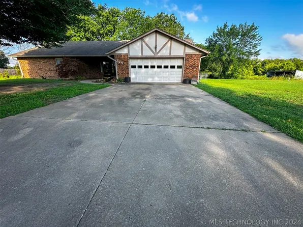 325 Meadow Creek Ln, Dewey, OK 74029