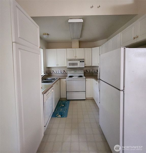 4th image of 1905 98th Street SE #2
