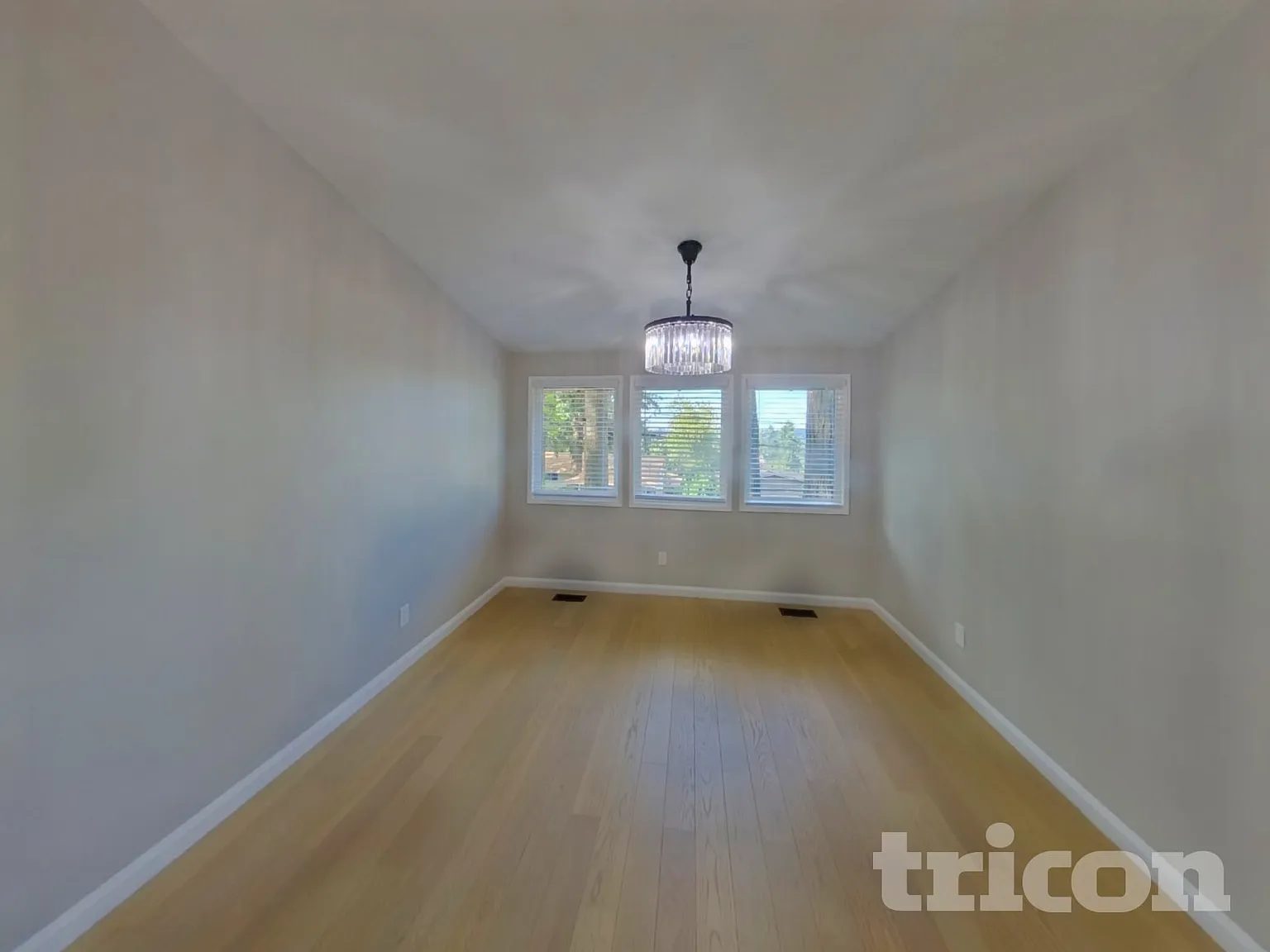 1250 Hemlock St Lake Oswego OR — Photo 4