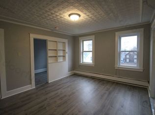 10 Arch St APT 11, Laconia, NH 03246