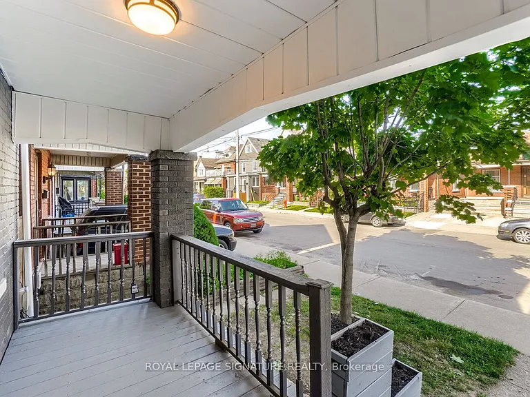 133 Lottridge St — Photo 4