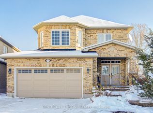 821 Walsh Ct, Newmarket, ON L3X 2V3