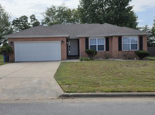 4612 W Bull Run Battle St, Battlefield, MO 65619