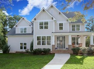 550 Melbourne Ct, Charlotte, NC 28209