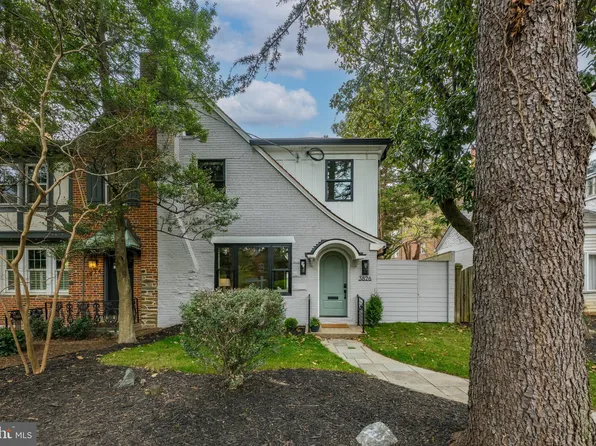 3826 Van Ness St NW, Washington, DC 20016