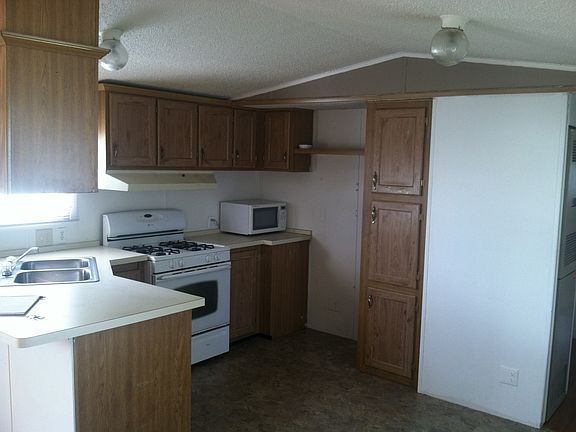 3rd image of 5189 Chantelle Dr