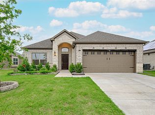 691 Navasota Dr, Crandall, TX 75114