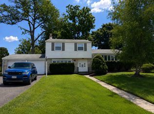 3953 Blake Rd, Huntingdon Valley, PA 19006