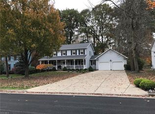 3549 Hummingbird Hill Dr, Poland, OH