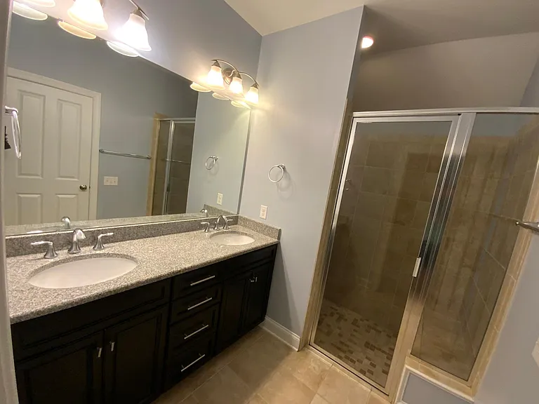 10220 Vanguard Pkwy — Photo 16