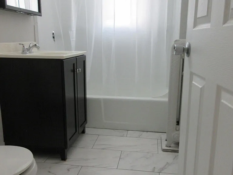 25 Linden St #3 — Photo 8