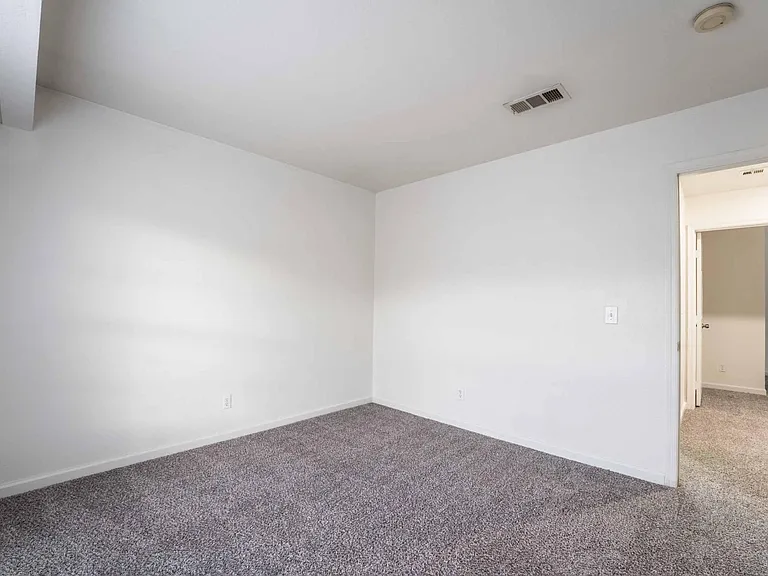 2608 Autumn Blaze Ave — Photo 26