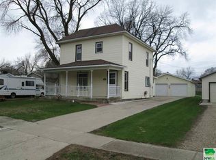 308 Normal College Ave, Sheldon, IA 51201