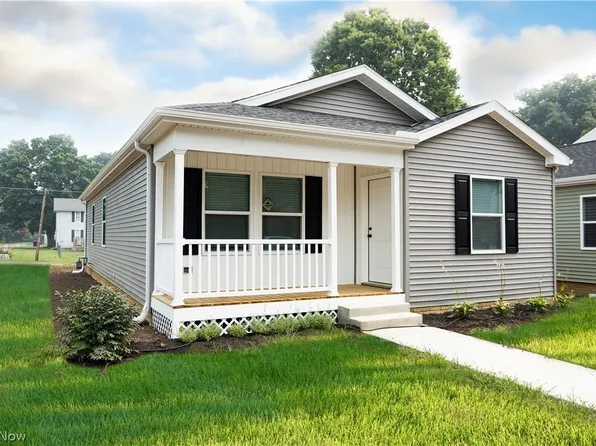 156 E Channel St, Newark, OH 43055