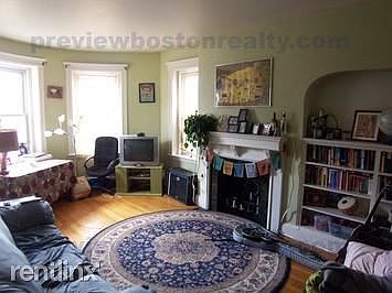 2nd image of 1788 Beacon St #3ZC