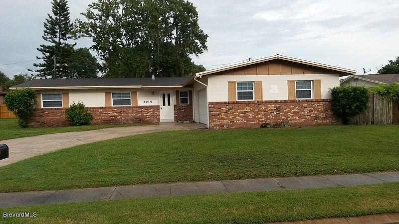 1st image of 2915 Briarwood Ln