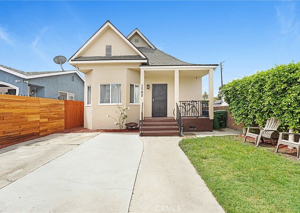 1st image of 1782 W 36th Pl