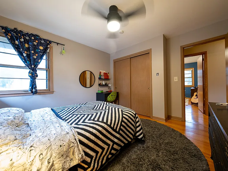 2nd Bedroom