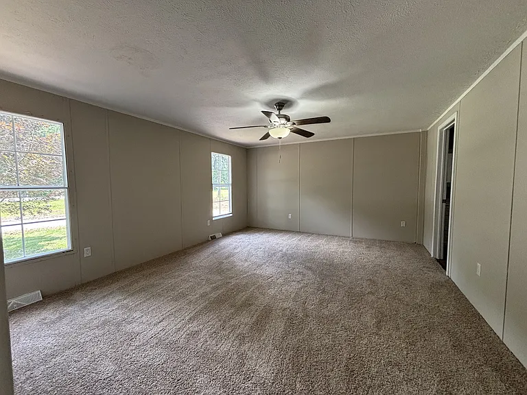 3371 Greensboro Rd — Photo 8