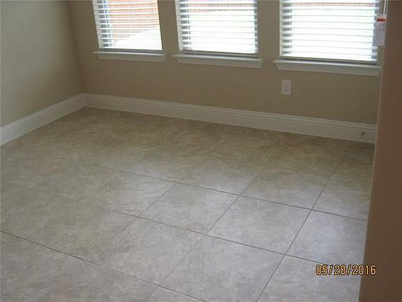 5th image of 4100 Overton Dr