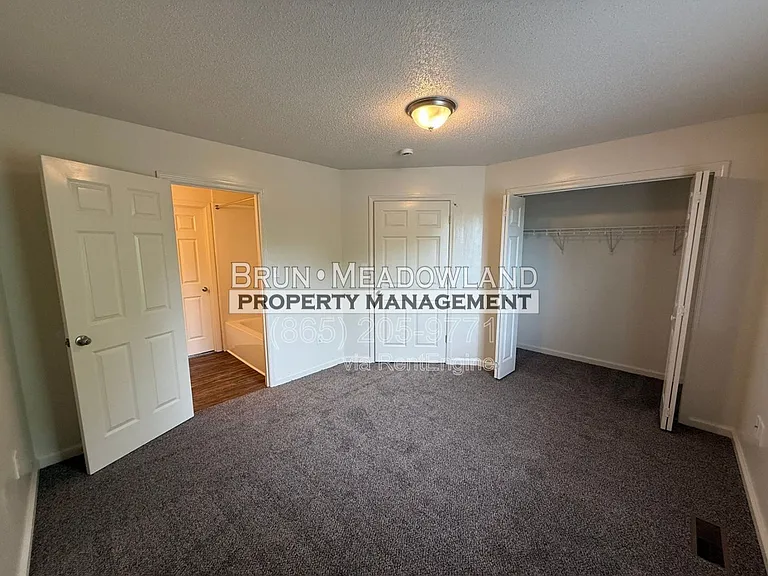 5622 Boxwood Garden Way — Photo 30