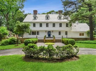 4 Ridge Crest Rd, Saddle River, NJ 07458