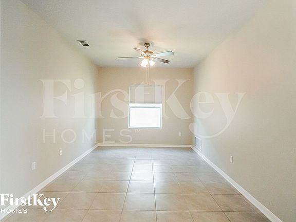 2nd image of 2924 Marlberry Ln