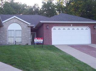1806 Cedar Ridge Ct #B, Jefferson City, MO 65109