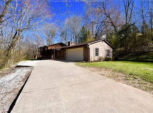 28 Dovewing Ln, Cross Lanes, WV 25313