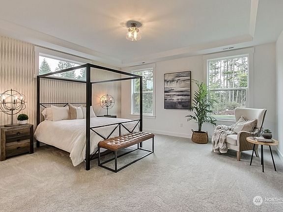 4th image of 5573 NW Skyfall place