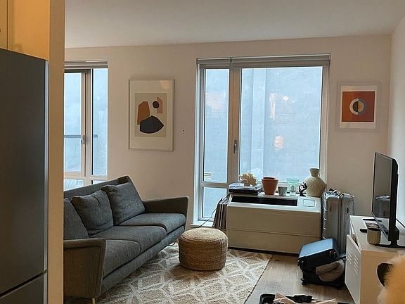 3rd image of 267 Pacific St APT 307