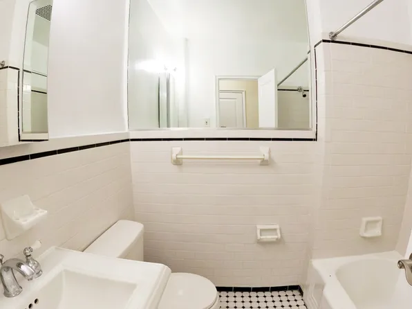 17 East 67th Street image 9 of 13