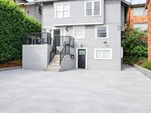 5231 20th Ave NE #4, Seattle, WA 98105