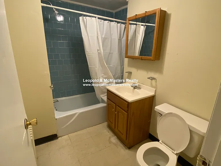 1124 Commonwealth Ave — Photo 25
