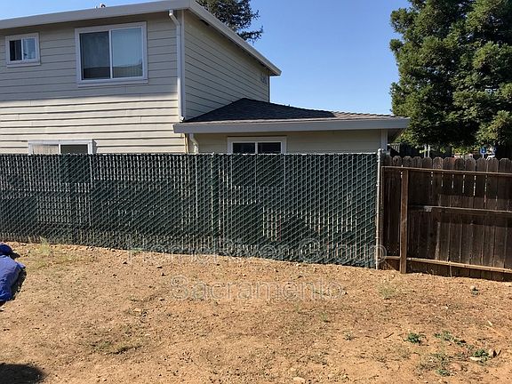 4th image of 708 Wales Dr APT 4