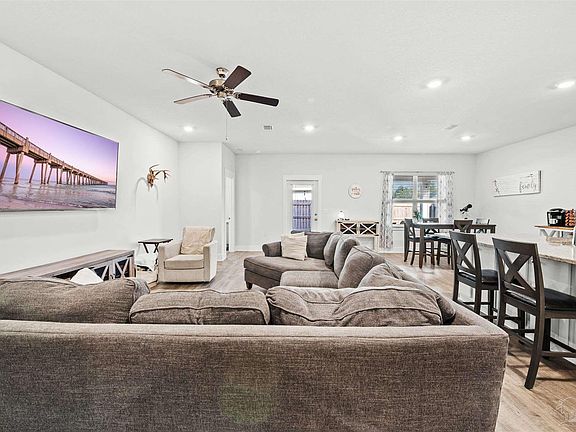 5th image of 5869 Danbury Blvd