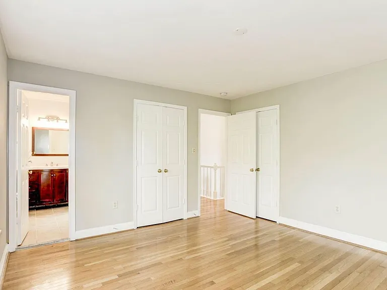 3628 Reservoir Rd NW — Photo 13