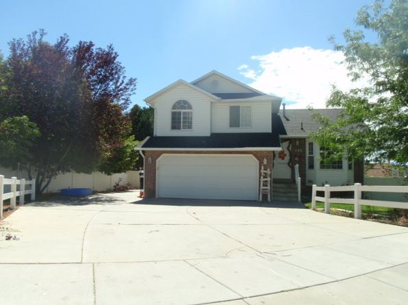 729 E 2700 N