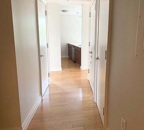 4th image of 1600 Beverly Rd APT 2B