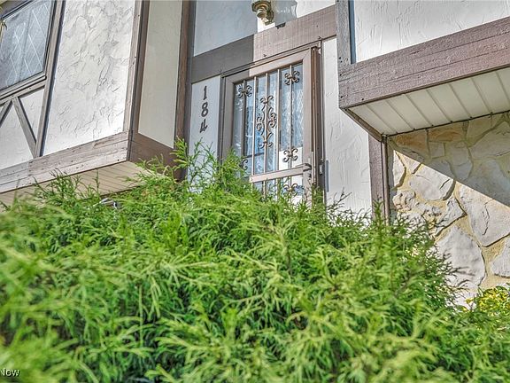 5th image of 184 Oakleigh Dr