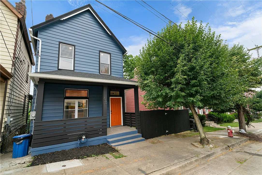 630 Watt St photo 1