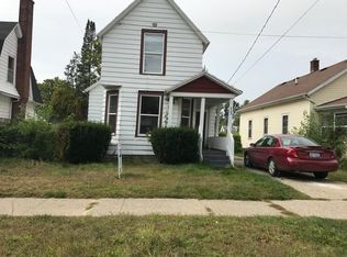 2105 Godfrey Ave SW, Wyoming, MI 49509