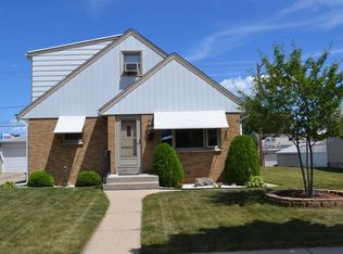 4186 N 77th St, Milwaukee, WI 53222