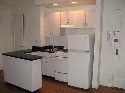 1st image of 140 E 46th St #11*
