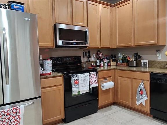 5th image of 6041 Kirkland Way