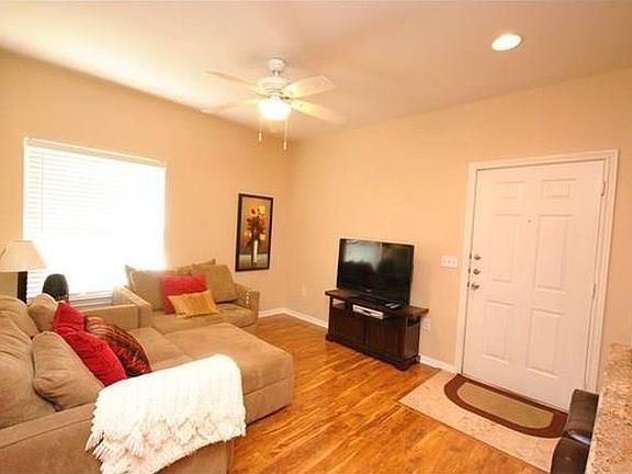 4th image of 2320 Gracy Farms Ln APT 133