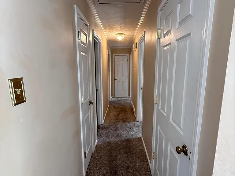 3924 Gladman Way — Photo 6