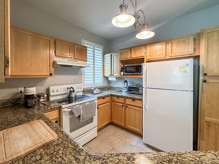 5006 Mangrove Aly #10-101 — Photo 10