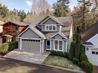 6321 SW Raleighwood Ct, Portland, OR 97221